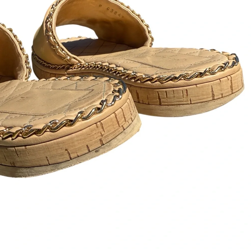 Chanel CC Chain Trim Quilted Slide Sandals Beige Leather Platform Size 41 Italy - Picture 13 of 15